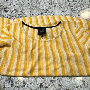 Woman’s Large yellow summer shirt